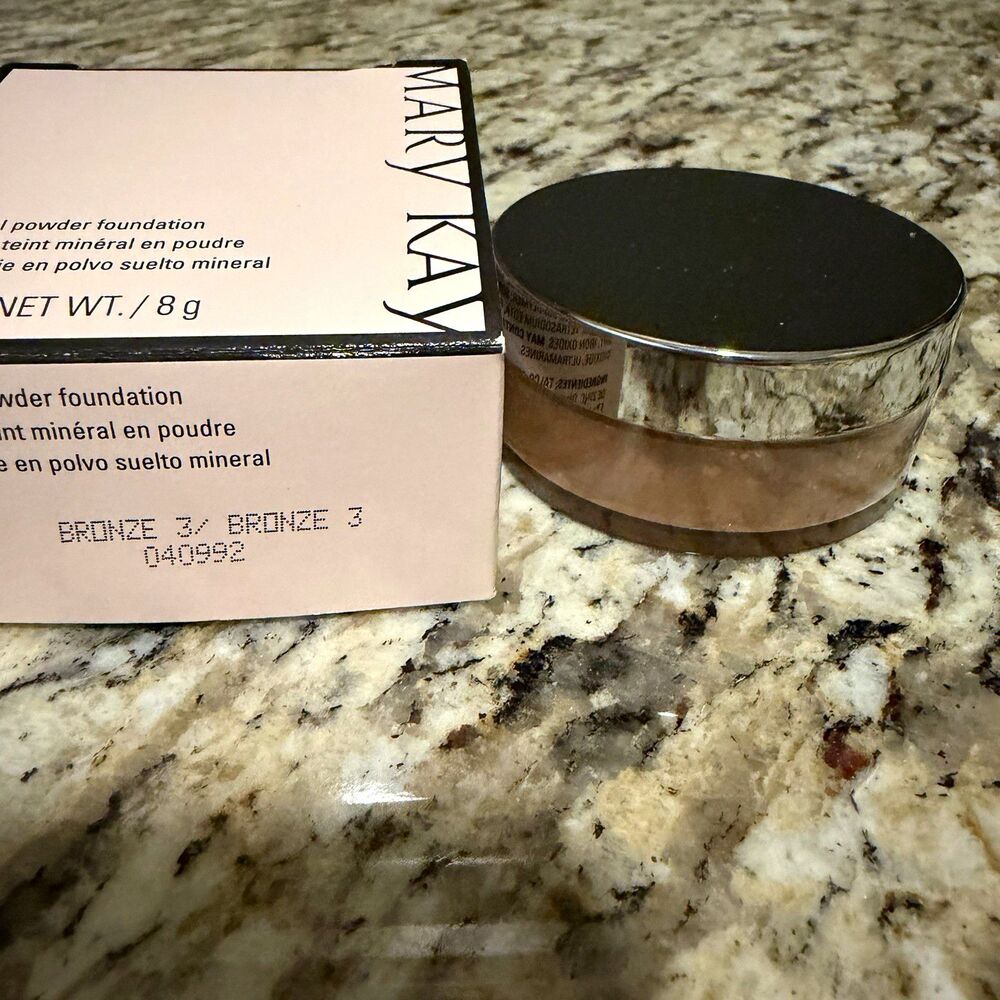 Mary Kay Mineral Powder Foundation Bronze 3 040992 .28 oz 8g Discontinued NIB